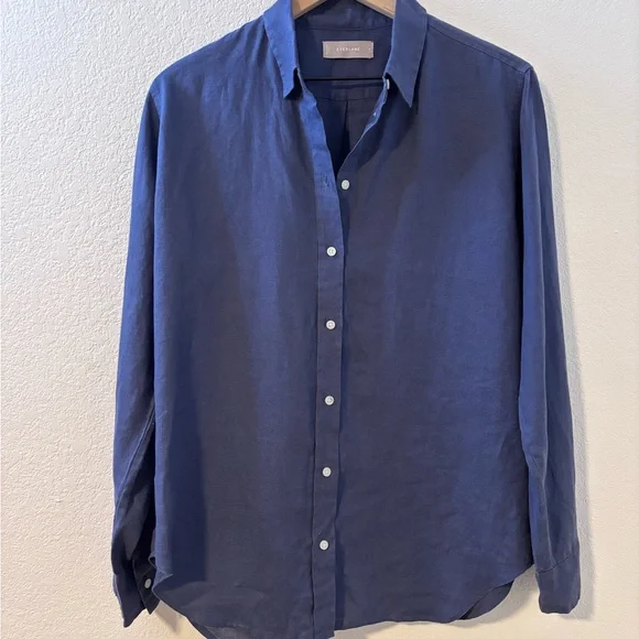 Everlane Women’s Dark Blue Button Up Shirt Relaxed Fit Size 8 - Picture 1 of 4